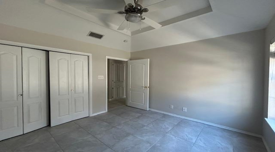 1011 Sapphire Ct, Laredo, Texas 78045, 3 Bedrooms Bedrooms, 7 Rooms Rooms,2 BathroomsBathrooms,Residential,For Rent,1011 Sapphire Ct,20254930