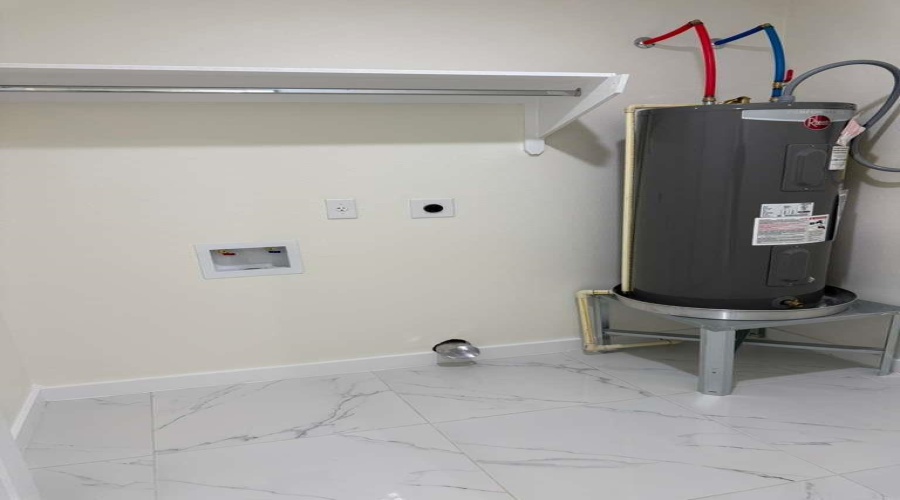 5008 Mariposa St., Laredo, Texas 78046, 3 Bedrooms Bedrooms, 5 Rooms Rooms,2 BathroomsBathrooms,Residential,For Sale,5008 Mariposa St.,20254931