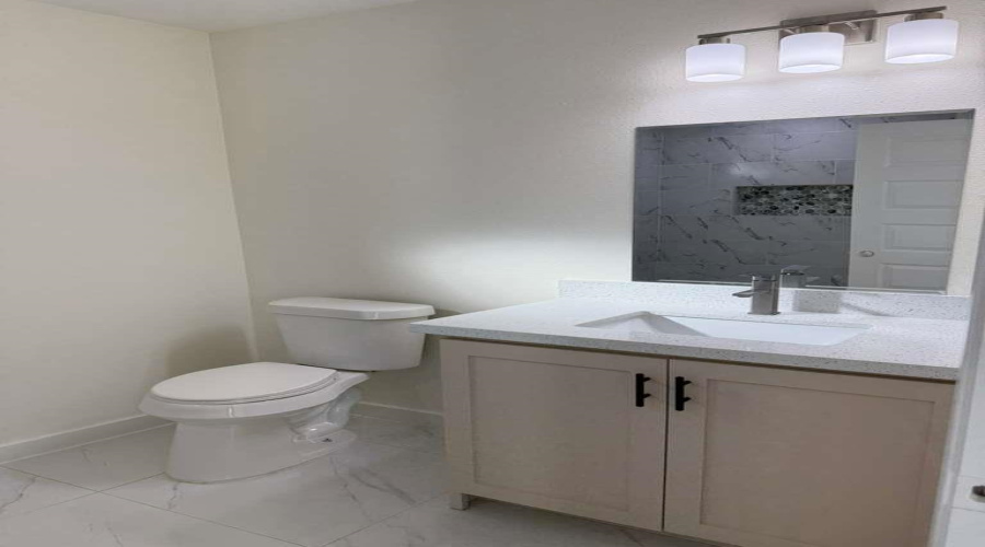 5008 Mariposa St., Laredo, Texas 78046, 3 Bedrooms Bedrooms, 5 Rooms Rooms,2 BathroomsBathrooms,Residential,For Sale,5008 Mariposa St.,20254931