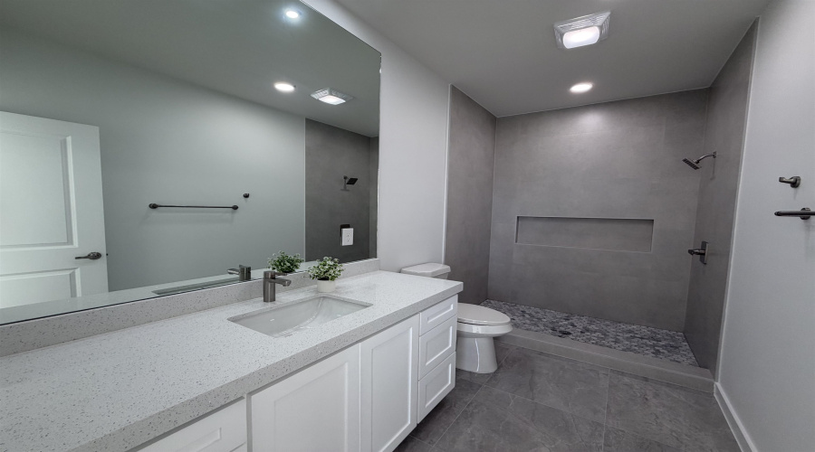 1110 Noyola Loop, Laredo, Texas 78046, 5 Bedrooms Bedrooms, 7 Rooms Rooms,2 BathroomsBathrooms,Residential,For Sale,1110 Noyola Loop,20254932