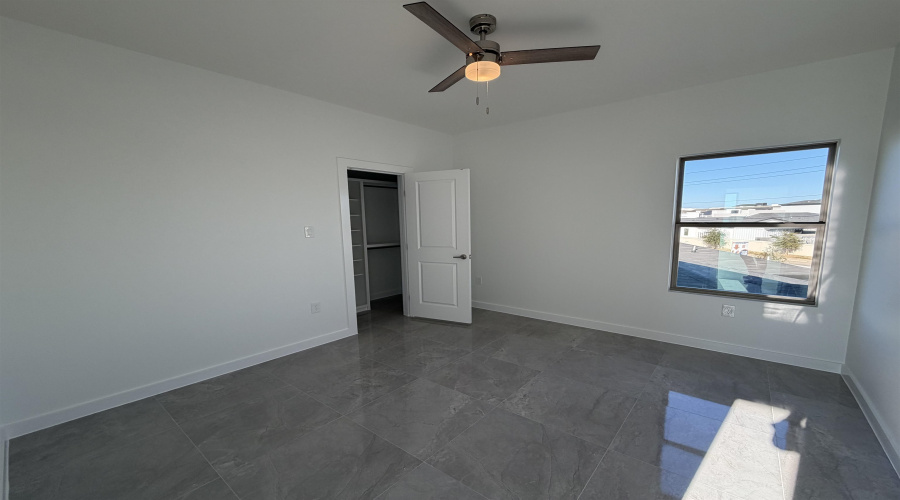 1110 Noyola Loop, Laredo, Texas 78046, 5 Bedrooms Bedrooms, 7 Rooms Rooms,2 BathroomsBathrooms,Residential,For Sale,1110 Noyola Loop,20254932