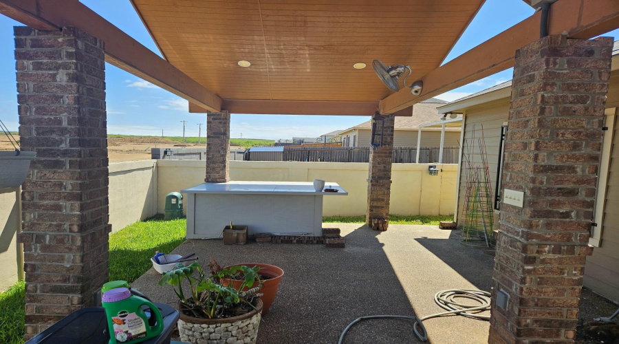 5516 Shorthorn Dr., Laredo, Texas 78045, 3 Bedrooms Bedrooms, 6 Rooms Rooms,2 BathroomsBathrooms,Residential,For Rent,5516 Shorthorn Dr.,20254934