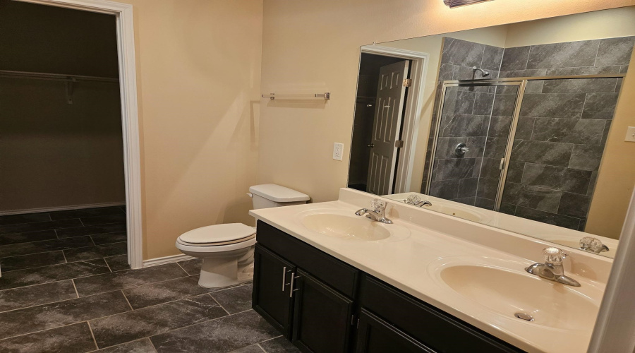 5516 Shorthorn Dr., Laredo, Texas 78045, 3 Bedrooms Bedrooms, 6 Rooms Rooms,2 BathroomsBathrooms,Residential,For Rent,5516 Shorthorn Dr.,20254934