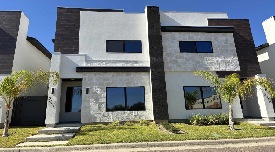 8218 Casa Verde Rd, LAREDO, Texas 78041, 3 Bedrooms Bedrooms, 7 Rooms Rooms,2 BathroomsBathrooms,Residential,For Rent,8218 Casa Verde Rd,20254936