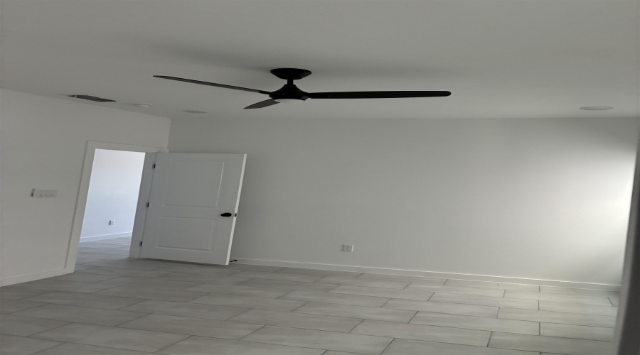 8218 Casa Verde Rd, LAREDO, Texas 78041, 3 Bedrooms Bedrooms, 7 Rooms Rooms,2 BathroomsBathrooms,Residential,For Rent,8218 Casa Verde Rd,20254936