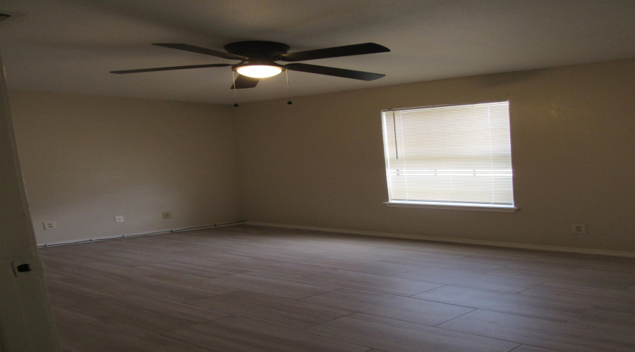 1420 Juarez Ave, Laredo, Texas 78040, 2 Bedrooms Bedrooms, 4 Rooms Rooms,1 BathroomBathrooms,Residential,For Rent,1420 Juarez Ave,20254937