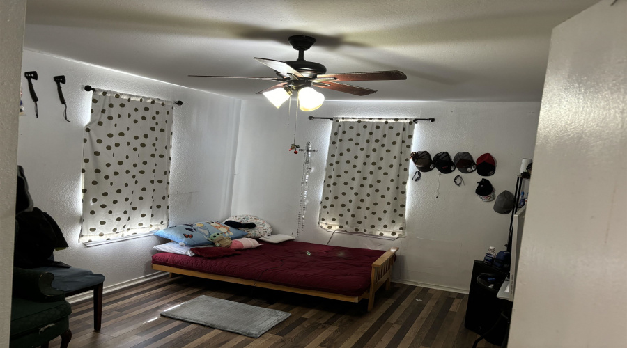 916 Guerrero St, Laredo, Texas 78043, 2 Bedrooms Bedrooms, 4 Rooms Rooms,1 BathroomBathrooms,Residential,For Sale,916 Guerrero St,20254938