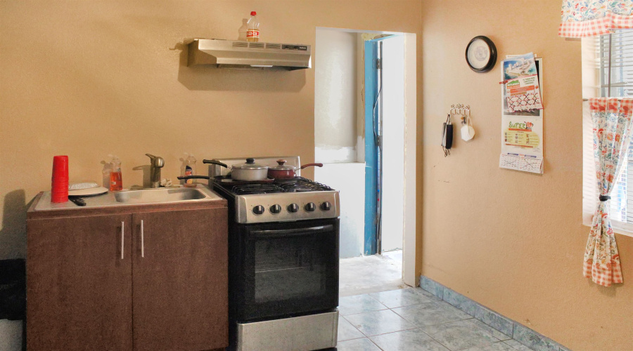 1405 Reagan Dr, Laredo, Texas 78046, 2 Bedrooms Bedrooms, 4 Rooms Rooms,2 BathroomsBathrooms,Residential,For Sale,1405 Reagan Dr,20254939