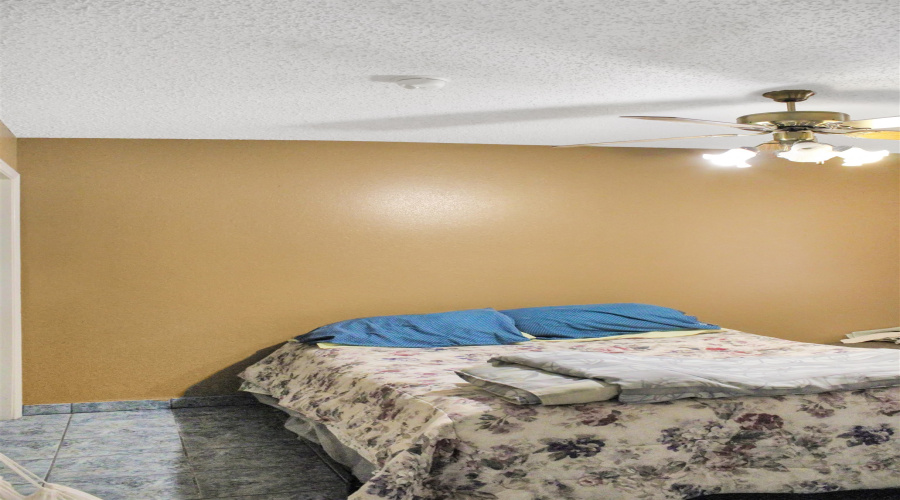 1405 Reagan Dr, Laredo, Texas 78046, 2 Bedrooms Bedrooms, 4 Rooms Rooms,2 BathroomsBathrooms,Residential,For Sale,1405 Reagan Dr,20254939