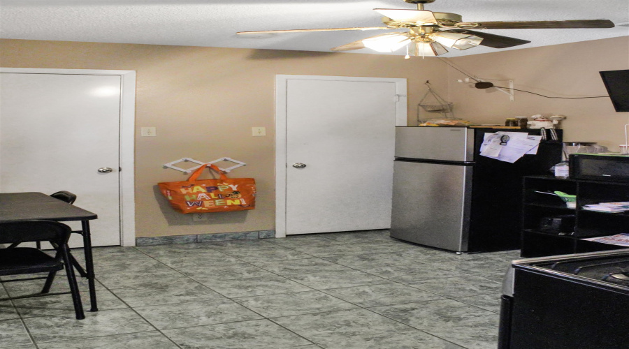 1405 Reagan Dr, Laredo, Texas 78046, 2 Bedrooms Bedrooms, 4 Rooms Rooms,2 BathroomsBathrooms,Residential,For Sale,1405 Reagan Dr,20254939