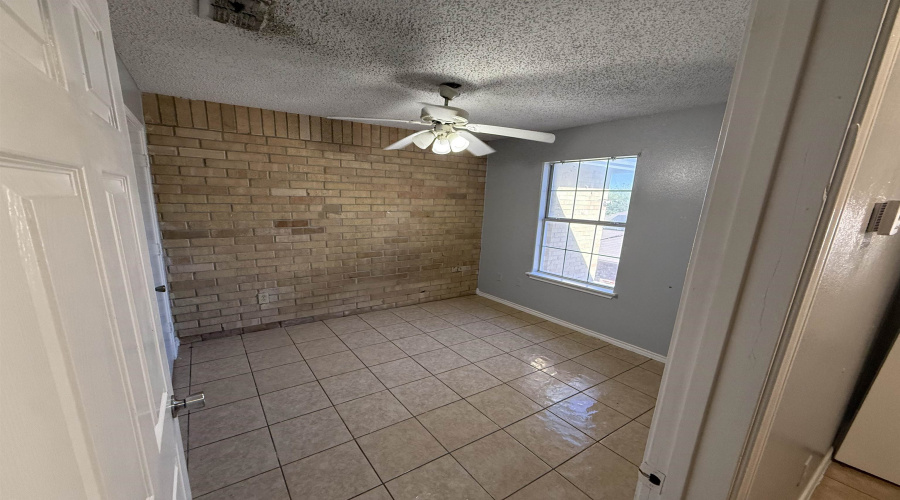 311 Soria Dr, Laredo, Texas 78046, 3 Bedrooms Bedrooms, 4 Rooms Rooms,2 BathroomsBathrooms,Residential,For Rent,311 Soria Dr,20254940