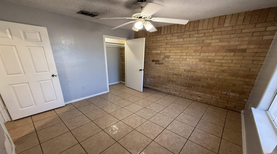 311 Soria Dr, Laredo, Texas 78046, 3 Bedrooms Bedrooms, 4 Rooms Rooms,2 BathroomsBathrooms,Residential,For Rent,311 Soria Dr,20254940