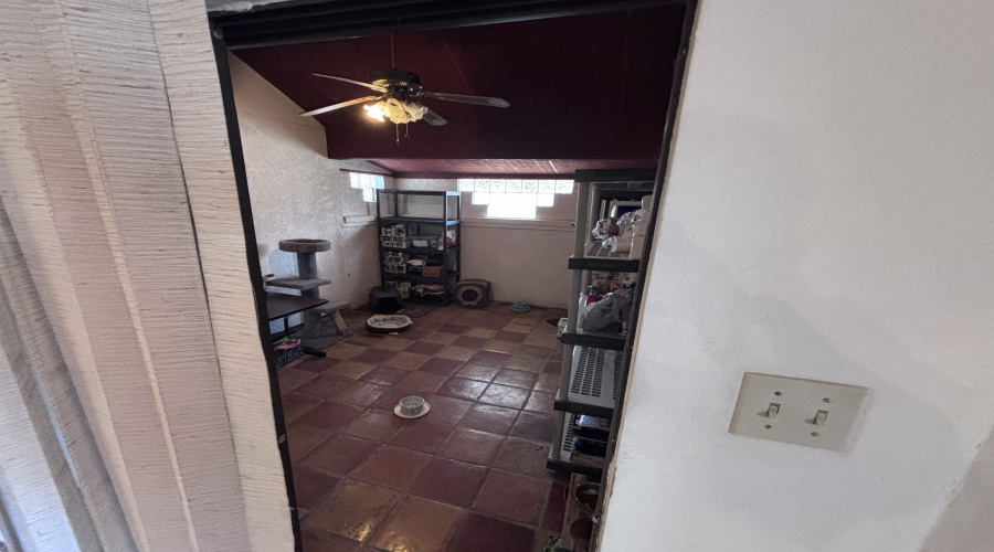 1235 St John Lp, Laredo, Texas 78045, 3 Bedrooms Bedrooms, 6 Rooms Rooms,3 BathroomsBathrooms,Residential,For Sale,1235 St John Lp,20254943