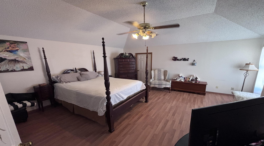 1235 St John Lp, Laredo, Texas 78045, 3 Bedrooms Bedrooms, 6 Rooms Rooms,3 BathroomsBathrooms,Residential,For Sale,1235 St John Lp,20254943