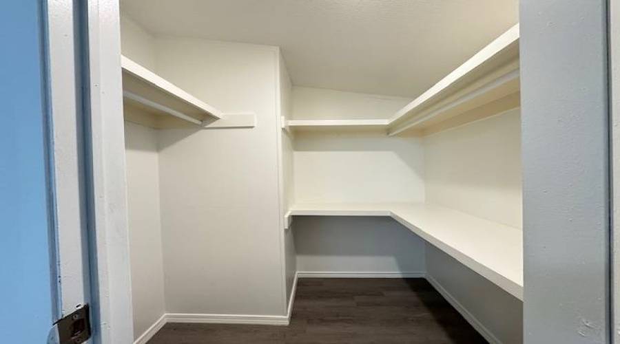 3509 Paradise Dr, Laredo, Texas 78046, 4 Bedrooms Bedrooms, 6 Rooms Rooms,2 BathroomsBathrooms,Residential,For Sale,3509 Paradise Dr,20254944