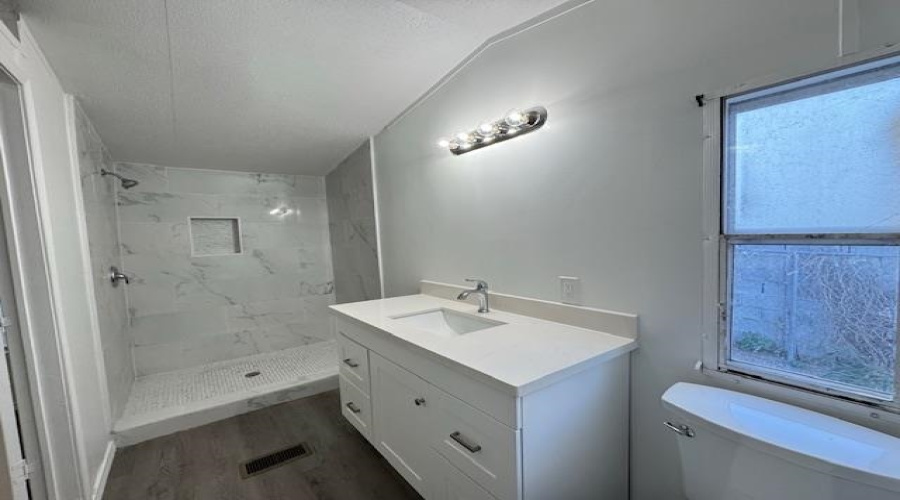 3509 Paradise Dr, Laredo, Texas 78046, 4 Bedrooms Bedrooms, 6 Rooms Rooms,2 BathroomsBathrooms,Residential,For Sale,3509 Paradise Dr,20254944