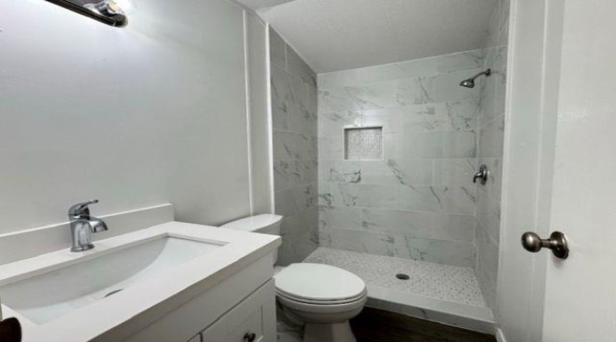 3509 Paradise Dr, Laredo, Texas 78046, 4 Bedrooms Bedrooms, 6 Rooms Rooms,2 BathroomsBathrooms,Residential,For Sale,3509 Paradise Dr,20254944