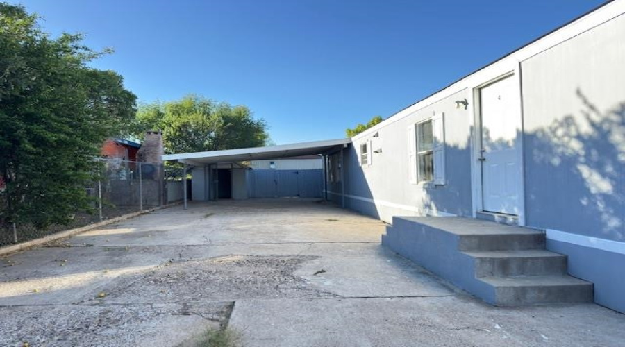 3509 Paradise Dr, Laredo, Texas 78046, 4 Bedrooms Bedrooms, 6 Rooms Rooms,2 BathroomsBathrooms,Residential,For Sale,3509 Paradise Dr,20254944