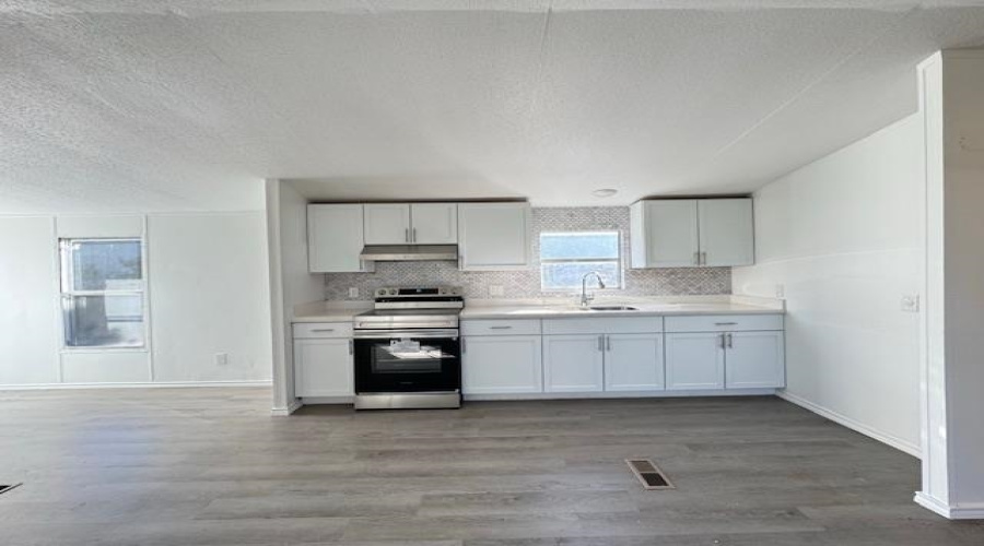 3509 Paradise Dr, Laredo, Texas 78046, 4 Bedrooms Bedrooms, 6 Rooms Rooms,2 BathroomsBathrooms,Residential,For Sale,3509 Paradise Dr,20254944