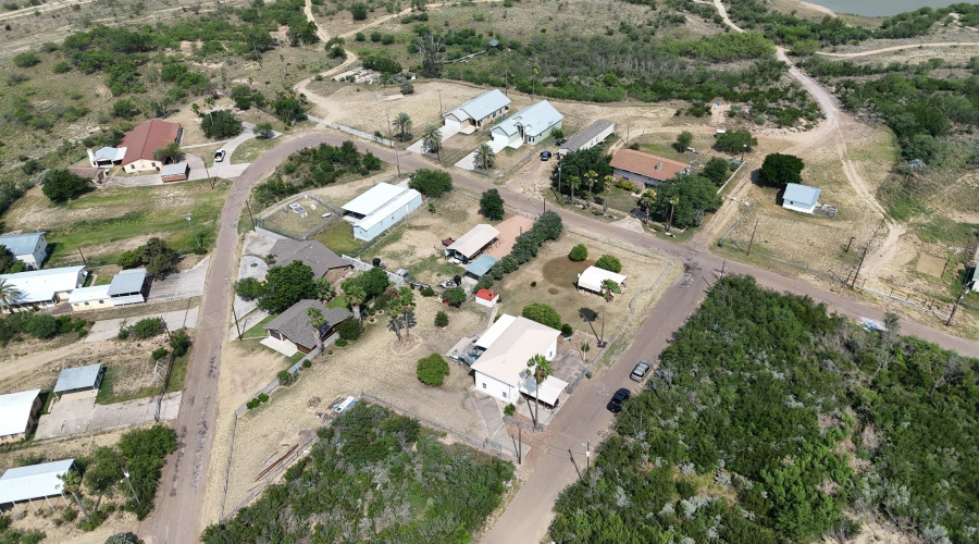 5205 Pascual Ln, Zapata, Texas 78076, 3 Bedrooms Bedrooms, 6 Rooms Rooms,3 BathroomsBathrooms,Residential,For Sale,5205 Pascual Ln,20254947