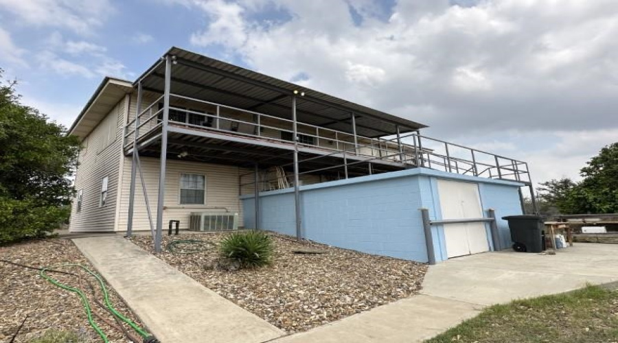 5205 Pascual Ln, Zapata, Texas 78076, 3 Bedrooms Bedrooms, 6 Rooms Rooms,3 BathroomsBathrooms,Residential,For Sale,5205 Pascual Ln,20254947