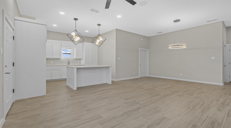 1405 Wilfrano Dr, LAREDO, Texas 78045, 3 Bedrooms Bedrooms, 5 Rooms Rooms,2 BathroomsBathrooms,Residential,For Sale,1405 Wilfrano Dr,20254949