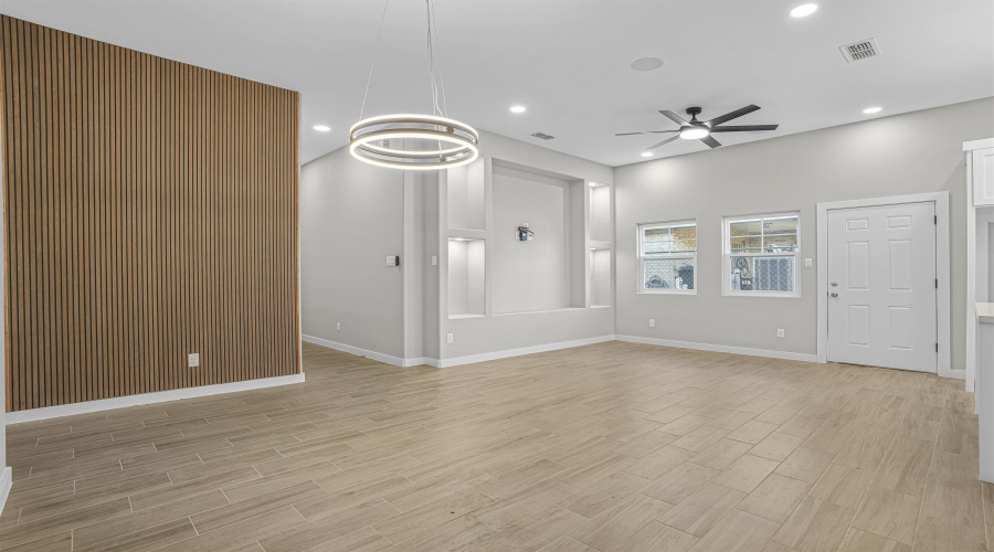 1405 Wilfrano Dr, LAREDO, Texas 78045, 3 Bedrooms Bedrooms, 5 Rooms Rooms,2 BathroomsBathrooms,Residential,For Sale,1405 Wilfrano Dr,20254949