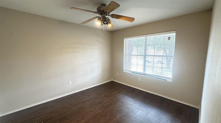 3118 Sundance Lp, Laredo, Texas 78045, 4 Bedrooms Bedrooms, 7 Rooms Rooms,2 BathroomsBathrooms,Residential,For Sale,3118 Sundance Lp,20254954