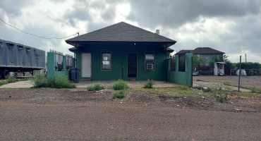 207 Arco Iris, Laredo, Texas 78043, 1 Bedroom Bedrooms, 3 Rooms Rooms,1 BathroomBathrooms,Residential,For Rent,207 Arco Iris,20254956 207 Arco Iris, Laredo, Texas 78043, 1 Bedroom Bedrooms, 3 Rooms Rooms,1 BathroomBathrooms,Residential,For Rent,207 Arco Iris,20254956