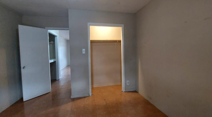 207 Arco Iris, Laredo, Texas 78043, 1 Bedroom Bedrooms, 3 Rooms Rooms,1 BathroomBathrooms,Residential,For Rent,207 Arco Iris,20254956