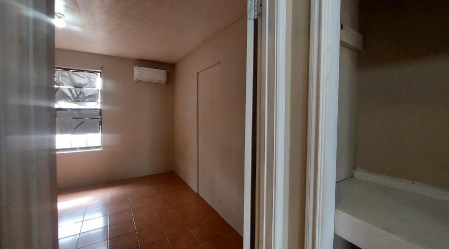 207 Arco Iris, Laredo, Texas 78043, 1 Bedroom Bedrooms, 3 Rooms Rooms,1 BathroomBathrooms,Residential,For Rent,207 Arco Iris,20254956