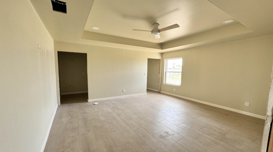 5213 Pena Ln, ZAPATA, Texas 78076, 3 Bedrooms Bedrooms, 4 Rooms Rooms,2 BathroomsBathrooms,Residential,For Sale,5213 Pena Ln,20251740