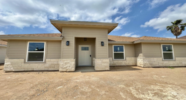 5213 Pena Ln, ZAPATA, Texas 78076, 3 Bedrooms Bedrooms, 4 Rooms Rooms,2 BathroomsBathrooms,Residential,For Sale,5213 Pena Ln,20251740 5213 Pena Ln, ZAPATA, Texas 78076, 3 Bedrooms Bedrooms, 4 Rooms Rooms,2 BathroomsBathrooms,Residential,For Sale,5213 Pena Ln,20251740