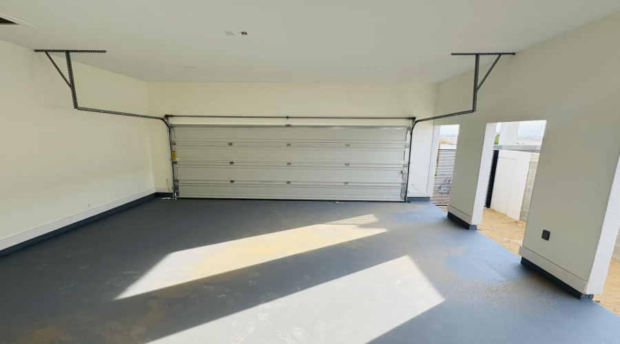 1505 Ocio Dr., Laredo, Texas 78045, 4 Bedrooms Bedrooms, 7 Rooms Rooms,4 BathroomsBathrooms,Residential,For Sale,1505 Ocio Dr.,20254958