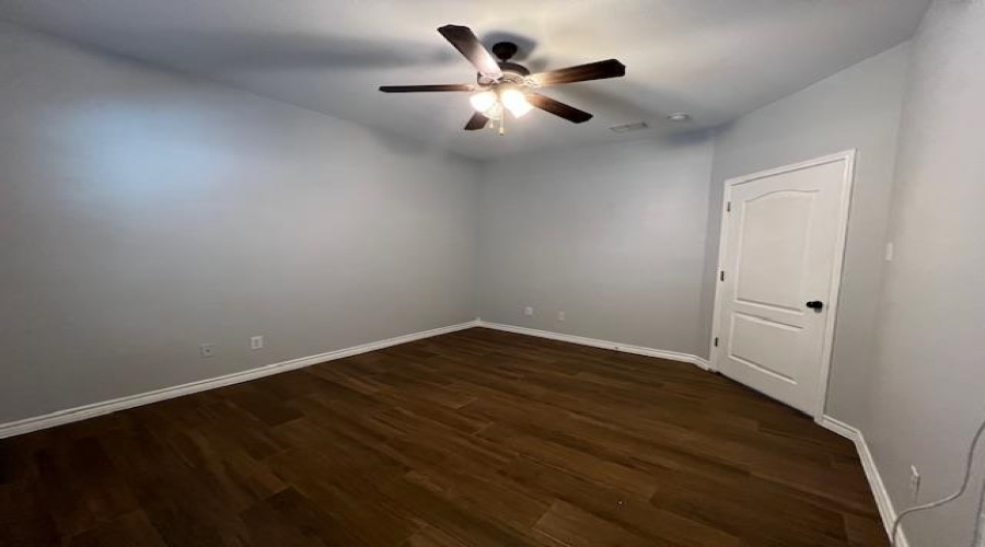 5410 Marcella Ave, Laredo, Texas 78041, 2 Bedrooms Bedrooms, 4 Rooms Rooms,2 BathroomsBathrooms,Residential,For Rent,5410 Marcella Ave,20254961