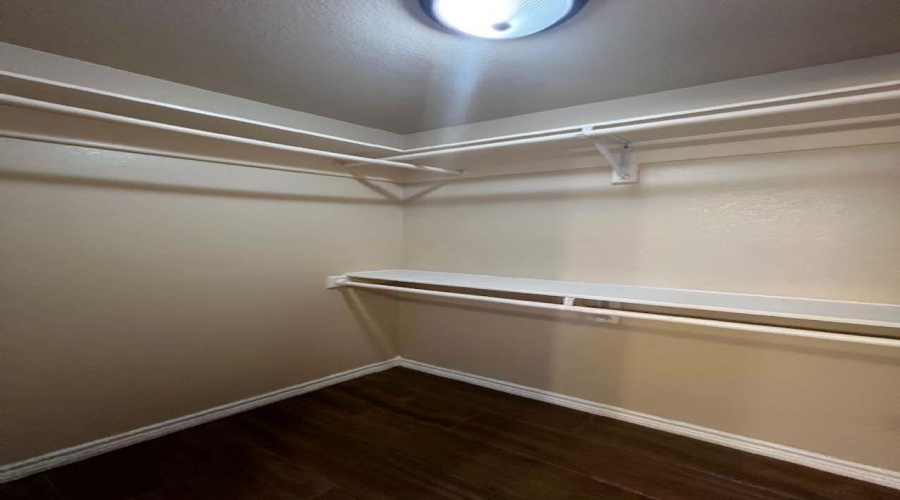 5410 Marcella Ave, Laredo, Texas 78041, 2 Bedrooms Bedrooms, 4 Rooms Rooms,2 BathroomsBathrooms,Residential,For Rent,5410 Marcella Ave,20254961