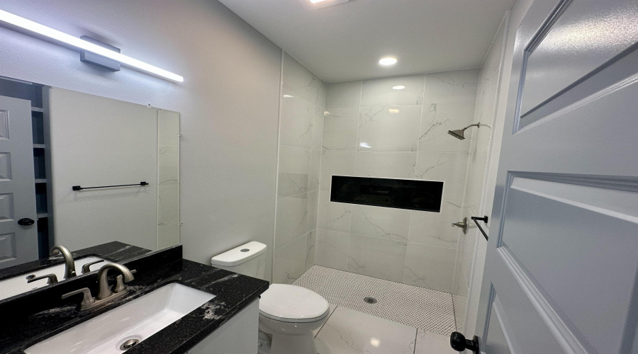 5014 Luna Grande Lp., Laredo, Texas 78046, 3 Bedrooms Bedrooms, 6 Rooms Rooms,2 BathroomsBathrooms,Residential,For Sale,5014 Luna Grande Lp.,20254968