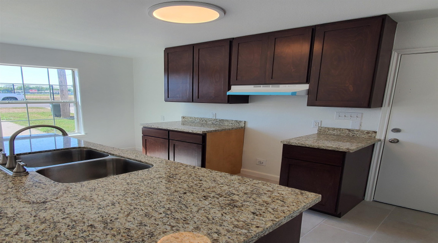 1206 Paseo De Danubio, Rio Bravo, Texas 78046, 3 Bedrooms Bedrooms, 5 Rooms Rooms,1 BathroomBathrooms,Residential,For Sale,1206 Paseo De Danubio,20254969