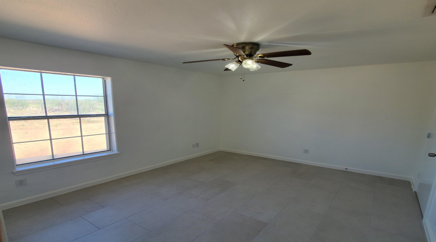 1206 Paseo De Danubio, Rio Bravo, Texas 78046, 3 Bedrooms Bedrooms, 5 Rooms Rooms,1 BathroomBathrooms,Residential,For Sale,1206 Paseo De Danubio,20254969