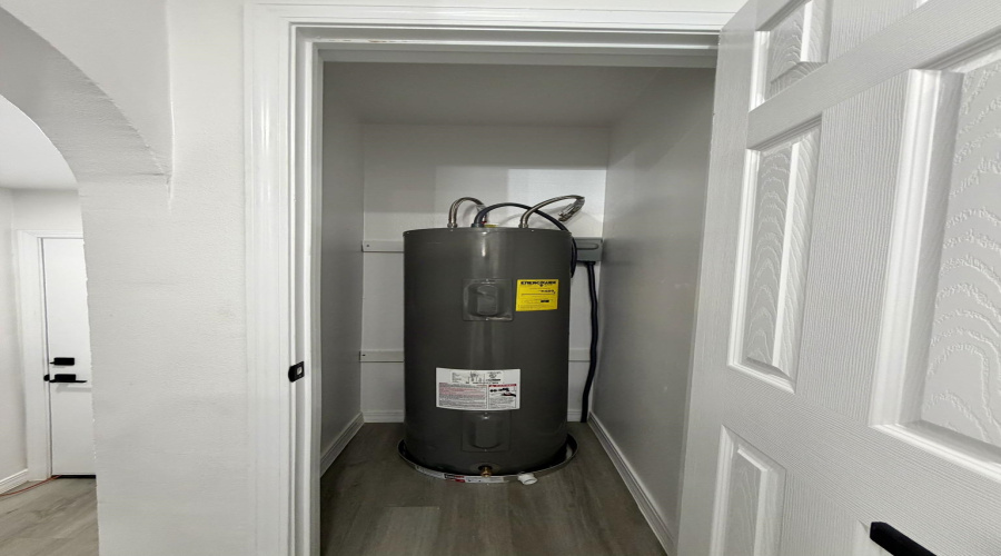 1515 Madison St, Laredo, Texas 78041, ,Multi-family,For Sale,1515 Madison St,20254964