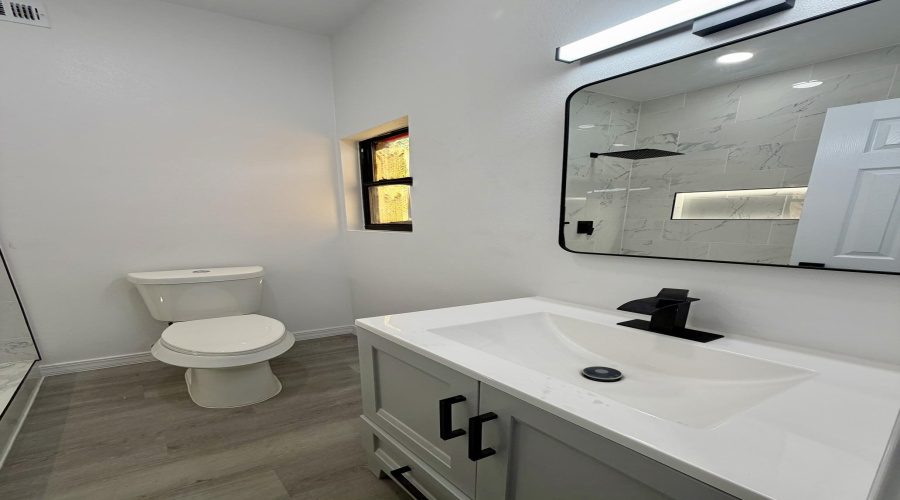 1515 Madison St, Laredo, Texas 78041, ,Multi-family,For Sale,1515 Madison St,20254964