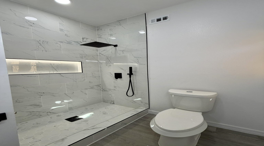 1515 Madison St, Laredo, Texas 78041, ,Multi-family,For Sale,1515 Madison St,20254964