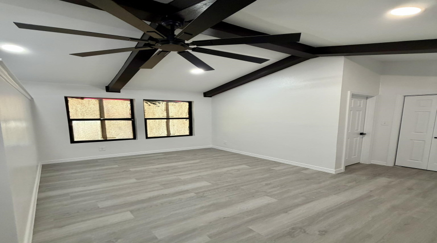 1515 Madison St, Laredo, Texas 78041, ,Multi-family,For Sale,1515 Madison St,20254964