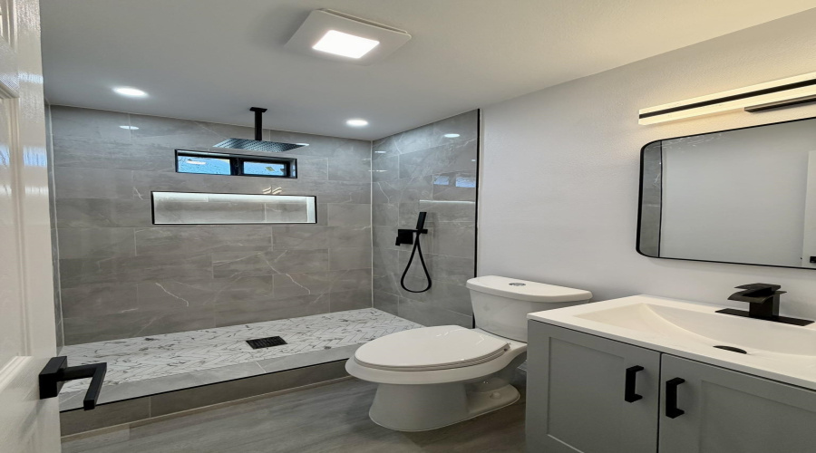 1515 Madison St, Laredo, Texas 78041, ,Multi-family,For Sale,1515 Madison St,20254964