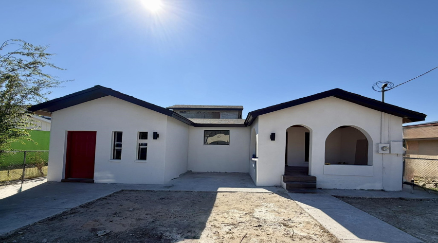 1515 Madison St, Laredo, Texas 78041, ,Multi-family,For Sale,1515 Madison St,20254964