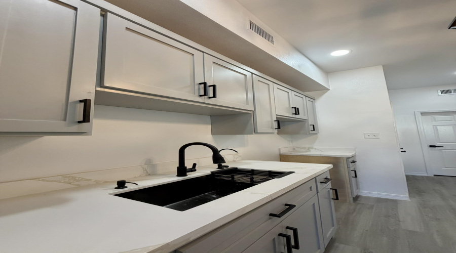 1515 Madison St, Laredo, Texas 78041, ,Multi-family,For Sale,1515 Madison St,20254964