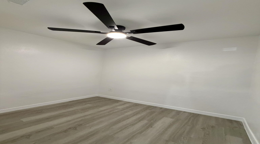 1515 Madison St, Laredo, Texas 78041, ,Multi-family,For Sale,1515 Madison St,20254964