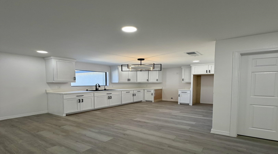 1515 Madison St, Laredo, Texas 78041, ,Multi-family,For Sale,1515 Madison St,20254964