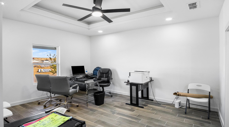 3905 Yoyis St., Laredo, Texas 78046, 4 Bedrooms Bedrooms, 6 Rooms Rooms,2 BathroomsBathrooms,Residential,For Sale,3905 Yoyis St.,20254976