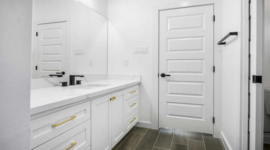 3905 Yoyis St., Laredo, Texas 78046, 4 Bedrooms Bedrooms, 6 Rooms Rooms,2 BathroomsBathrooms,Residential,For Sale,3905 Yoyis St.,20254976